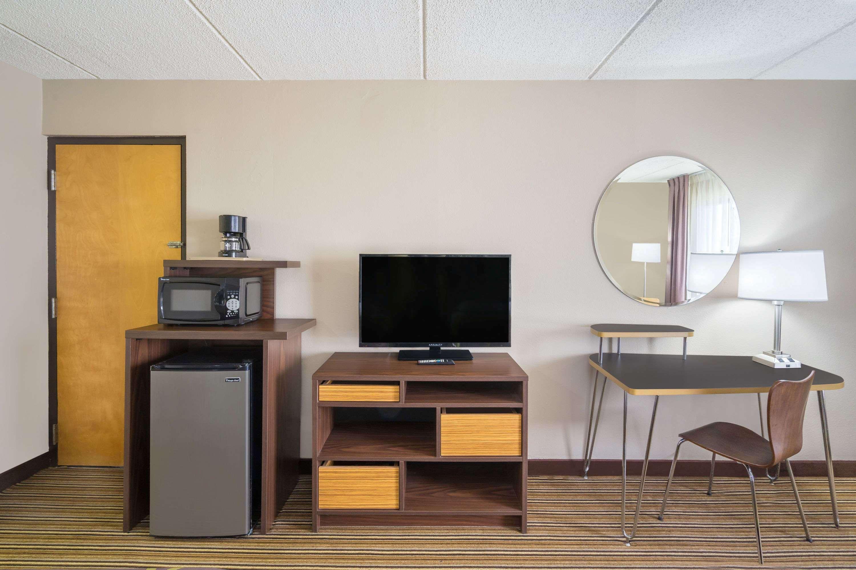 Super 8 By Wyndham Knoxville North/Powell מראה חיצוני תמונה